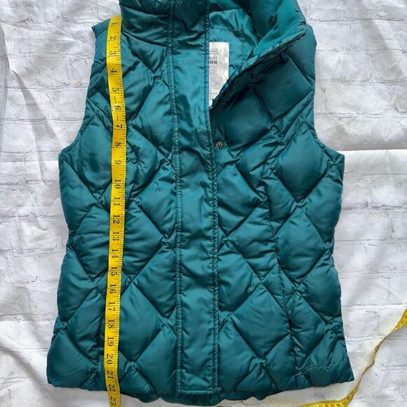 EUC Women’s XS Eddie Bauer Dk Teal Premium Quality Goose Down Puffer Vest Jacket - Picture 10 of 10
